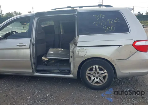 2005 Honda Odyssey Ex z USA, uszkodzony, nr VIN 5FNRL38465B014677